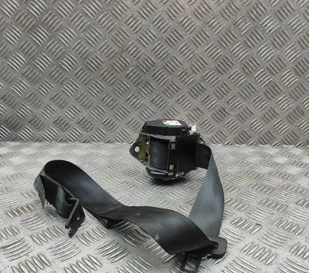 Volvo XC40 Rear seatbelt 31462131