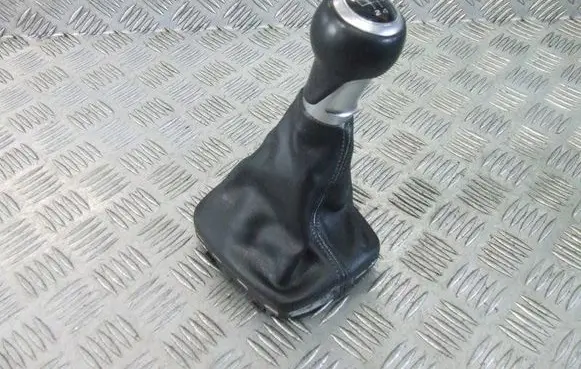 Audi A1 Gear shift rod 