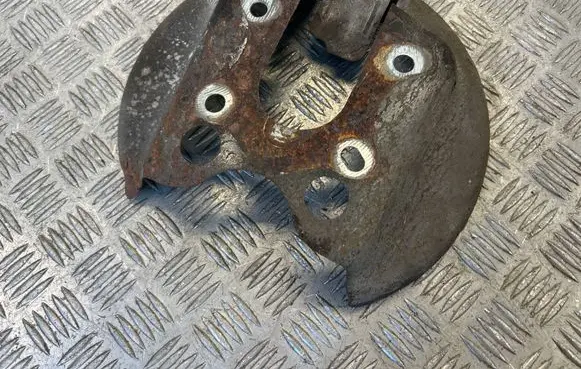 Peugeot 3008 I Rear brake disc plate dust cover 