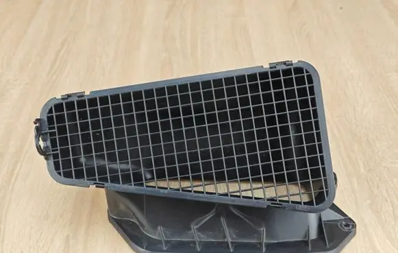 Audi Q5 SQ5 8R Air intake duct part 8K1819904