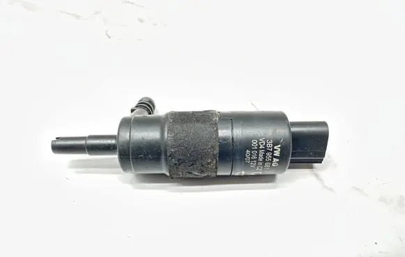Audi A5 8T 8F Headlight washer pump 3B7955681 001016