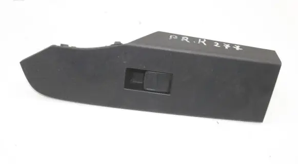 Toyota Auris E180 Other switches/knobs/shifts 7423202E00