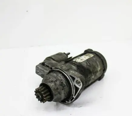 Volkswagen PASSAT B8 Starter motor 02M911024S