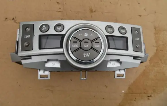 Toyota Verso Climate control unit 55900-0F081