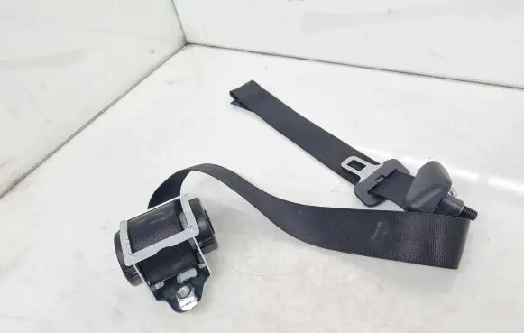 Opel Astra H Front seatbelt 13253566