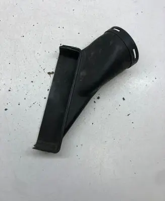 Hyundai ix 55 Air intake duct part 282103J000