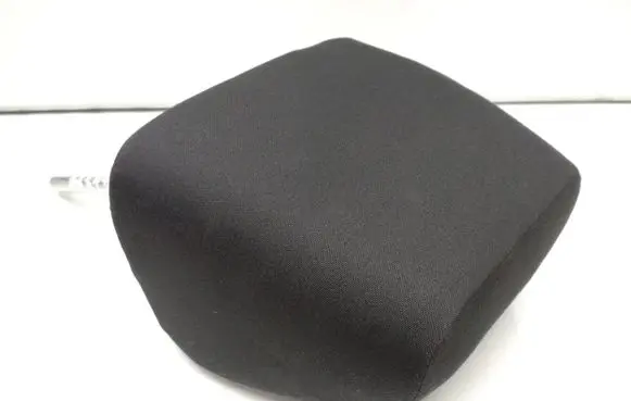 Skoda Octavia Mk2 (1Z) Front seat headrest 