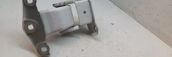 Nissan Primastar Loading door upper hinge 527428A