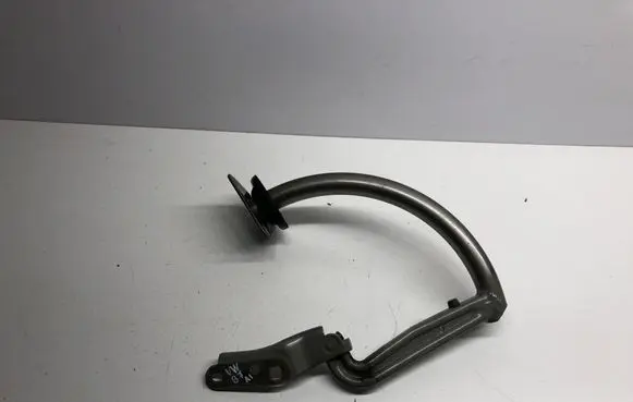 Volkswagen PASSAT B7 Tailgate/trunk/boot hinge 3C5827301