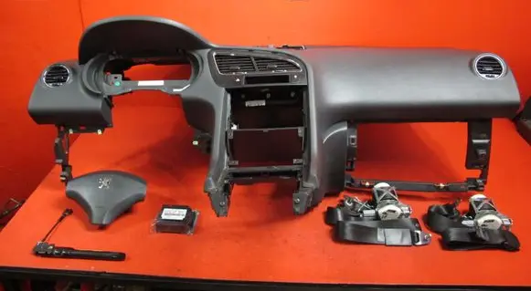 Peugeot 5008 Airbag set with panel 96845302ZE 9684672580