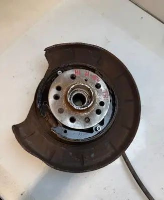Mercedes-Benz ML AMG W164 Rear wheel hub spindle/knuckle 32131