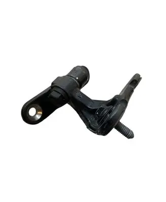 Mercedes-Benz ML W164 Front door upper hinge