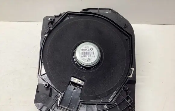 BMW 4 F32 F33 Subwoofer speaker 65139210147L