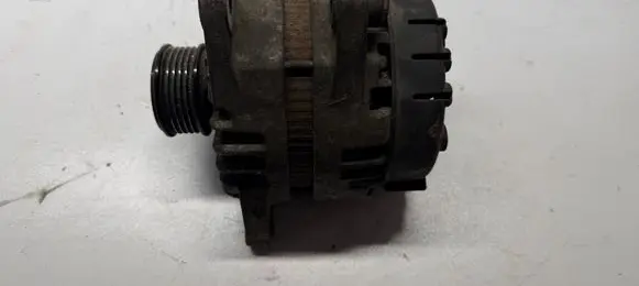 KIA Sportage Generator/alternator 373002A850