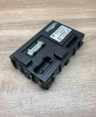 Nissan Note (E12) Central body control module 284B13VU1A