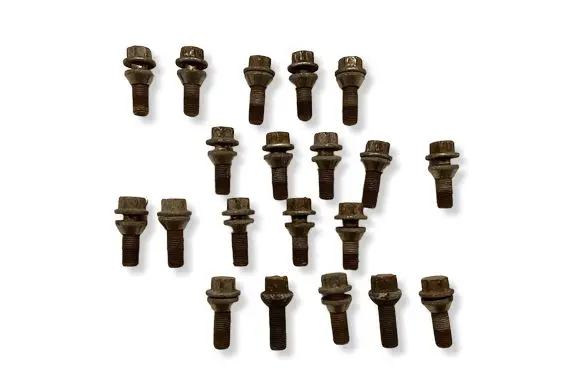 Volvo XC90 Nuts/bolts 