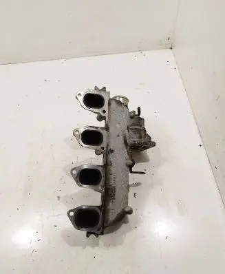 Ford Mondeo MK IV Intake manifold 16100011 8k6513411