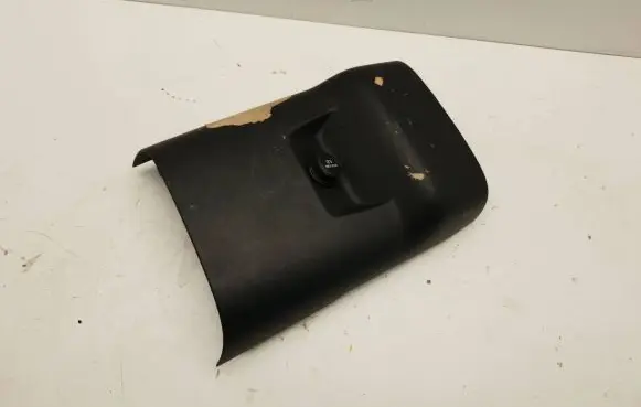 Volvo XC90 Cigarette lighter trim rear 31377371 39827386