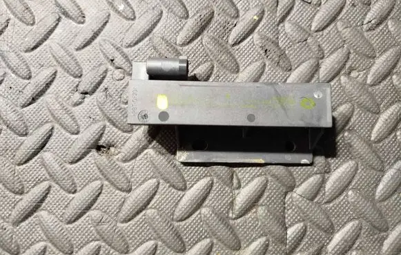 Maserati Ghibli Keyless system antenna 