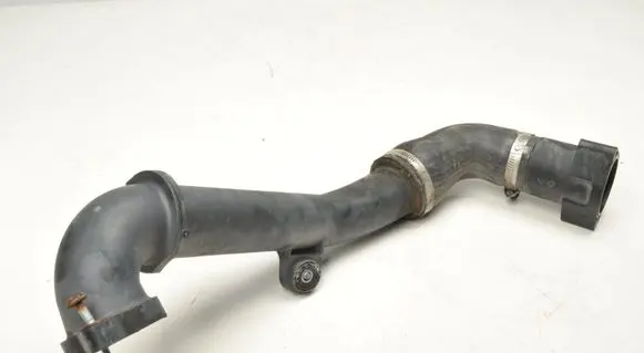 Skoda Rapid (NH) Air intake hose/pipe 04L145762AM