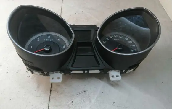 Hyundai i30 Speedometer (instrument cluster) 94003A6515 1100293420PQ