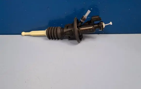 Clutch master cylinder
