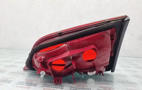 Audi A4 S4 B8 8K Tailgate rear/tail lights 166973