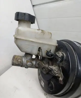 KIA Sorento Master brake cylinder 03T1