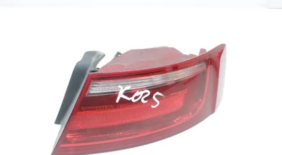 Audi A5 8T 8F Rear/tail lights 8T0945096