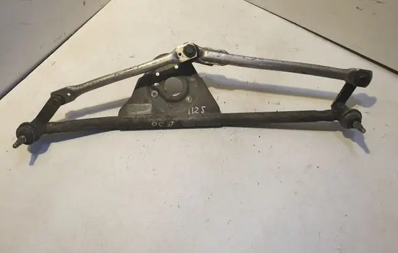 Front wiper linkage