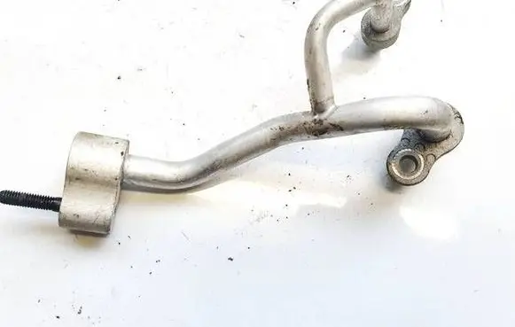 Air conditioning (A/C) pipe/hose