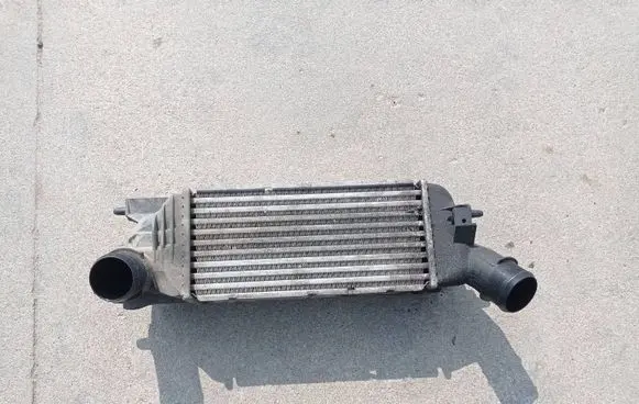 Citroen C5 Intercooler radiator 9645682880
