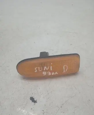 Nissan Sunny Front fender indicator light 0281002216