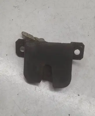 Volkswagen PASSAT B5.5 Tailgate/trunk/boot lock/catch/latch 3B9827505