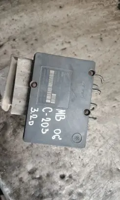 Mercedes-Benz C W203 ABS Pump A0365454132 A0064310412 10020404994