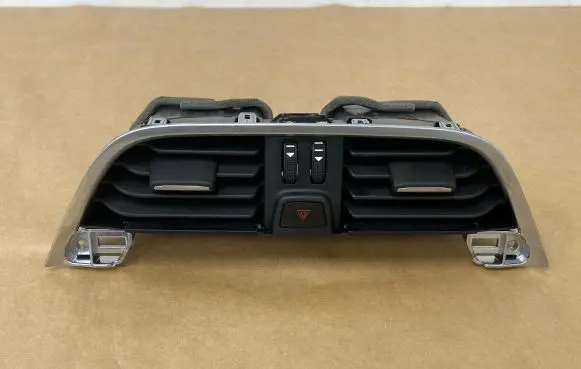 Ford Fiesta Dash center air vent grill H1BB19K617 H1BBA014L09