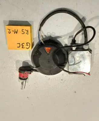 Audi A6 S6 C4 4A Voltage converter inverter 12121221