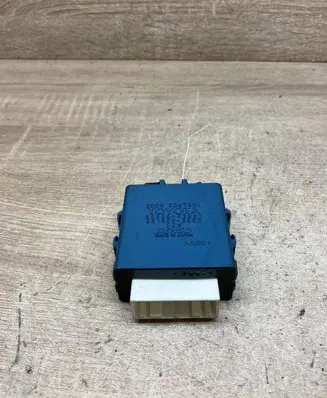 Toyota Yaris Verso Door control unit/module 8598052051 0515003580