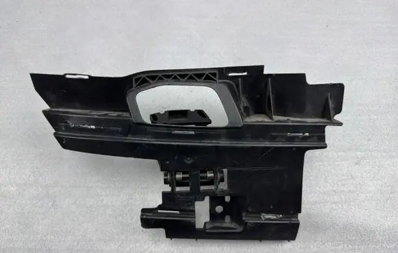 Audi A8 S8 D4 4H Front bumper mounting bracket 4H0807130 4H0807130C