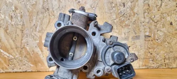 Mitsubishi Carisma Throttle valve 4G93