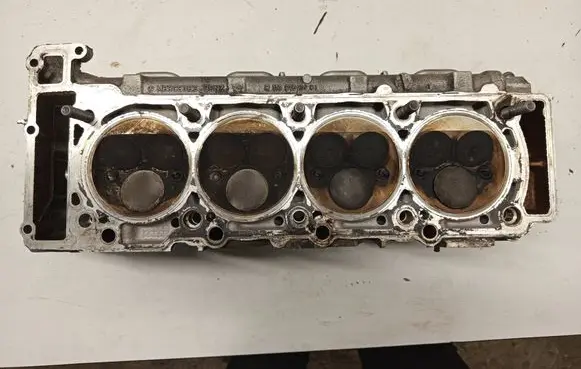 Mercedes-Benz E AMG W211 Engine head R1130162401