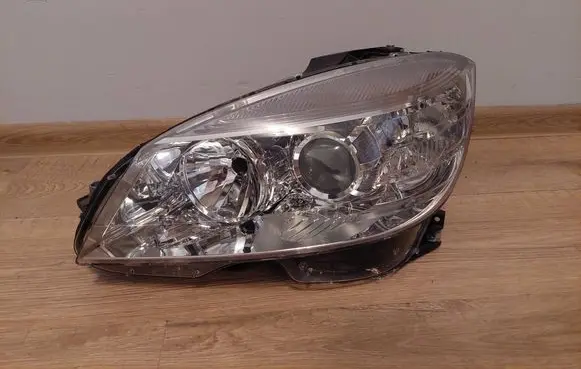 Mercedes-Benz C AMG W204 Headlight/headlamp A2048208361