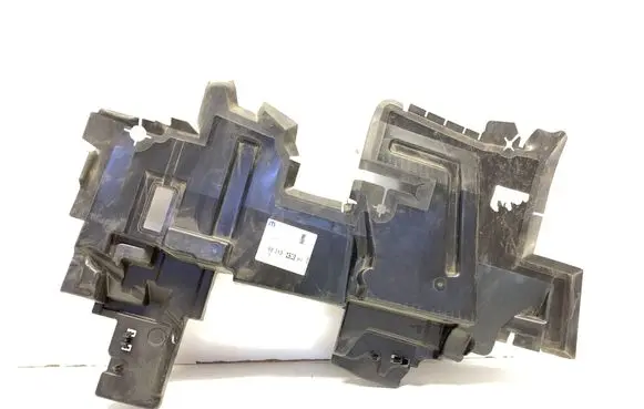 Citroen C4 III e-C4 Intercooler air guide/duct channel 9831343080