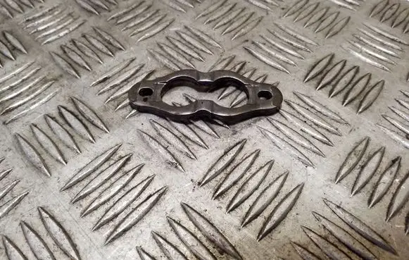 Audi A4 S4 B8 8K Fuel Injector clamp holder
