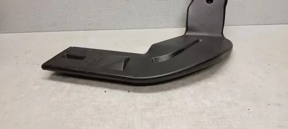 Ford Focus ST Cabin air duct channel AM51R01906A
