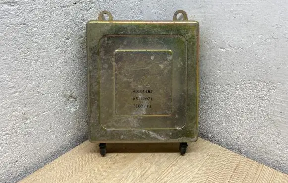 Mitsubishi Galant Engine control unit/module MD191462 3108T1 K8T72071