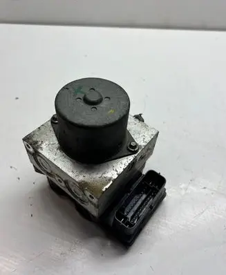 Ford Mondeo MK IV ABS Pump 8G912C405AB 16565704 54085037A