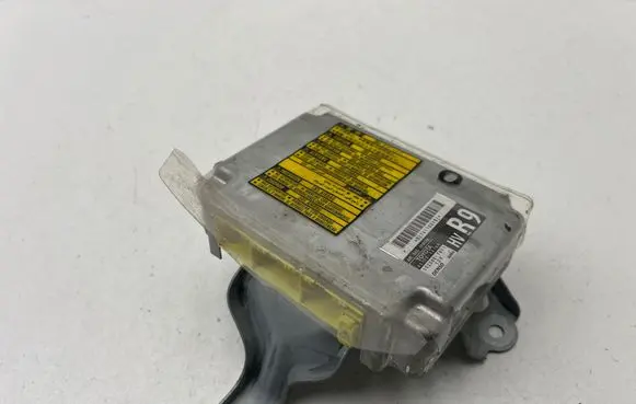 Lexus RX 330 - 350 - 400H Airbag control unit/module 8917048160 1523007611