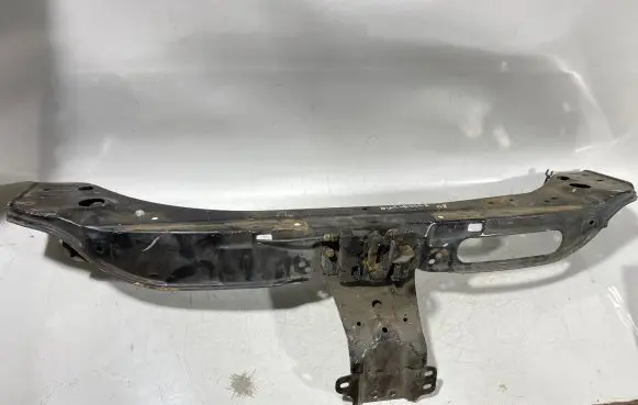 Top upper radiator support slam panel