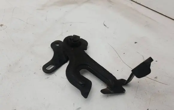 Volvo XC70 Engine bonnet/hood lock/latch loop/hook 